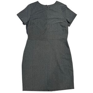 Banana Republic Knit Gray Pinstripe Knee Length V-Neck Dress Size 14
